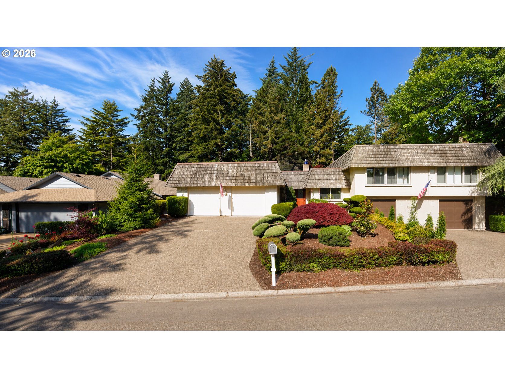 242 GREENRIDGE DR
