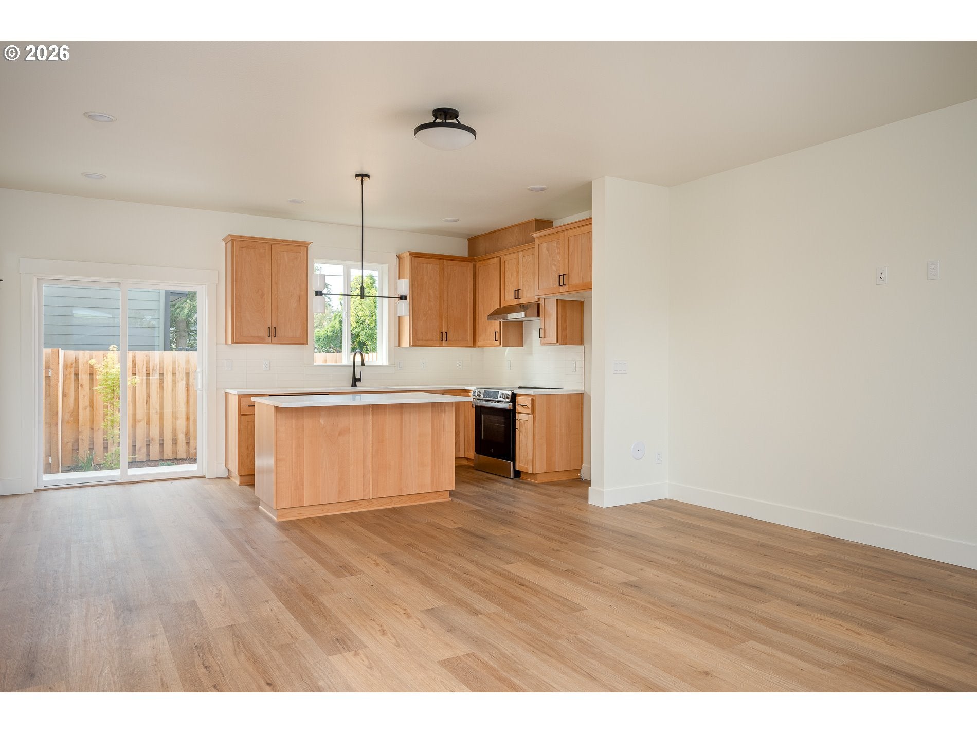 1126 NE 84th AVE