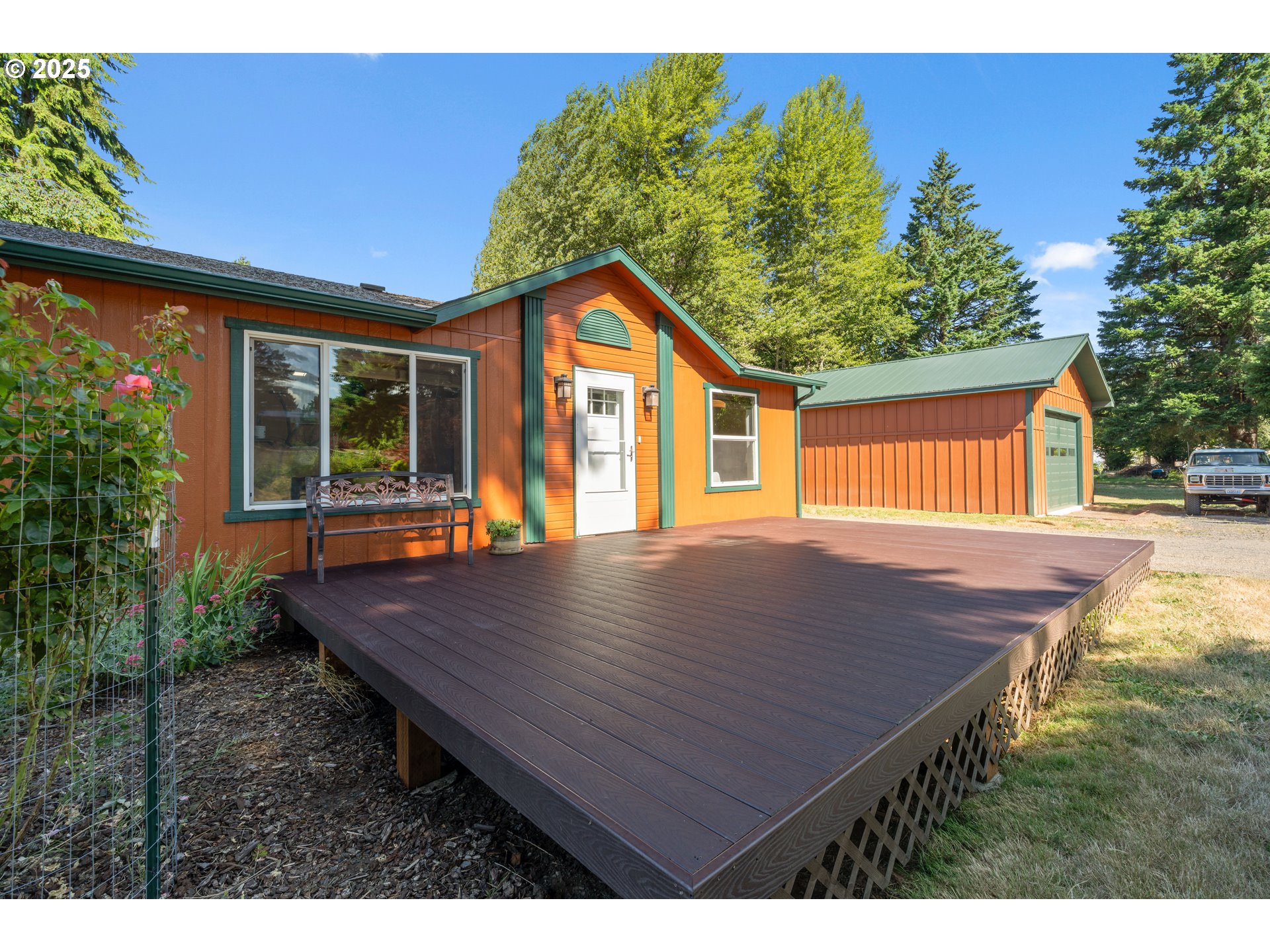 52 COATES RD