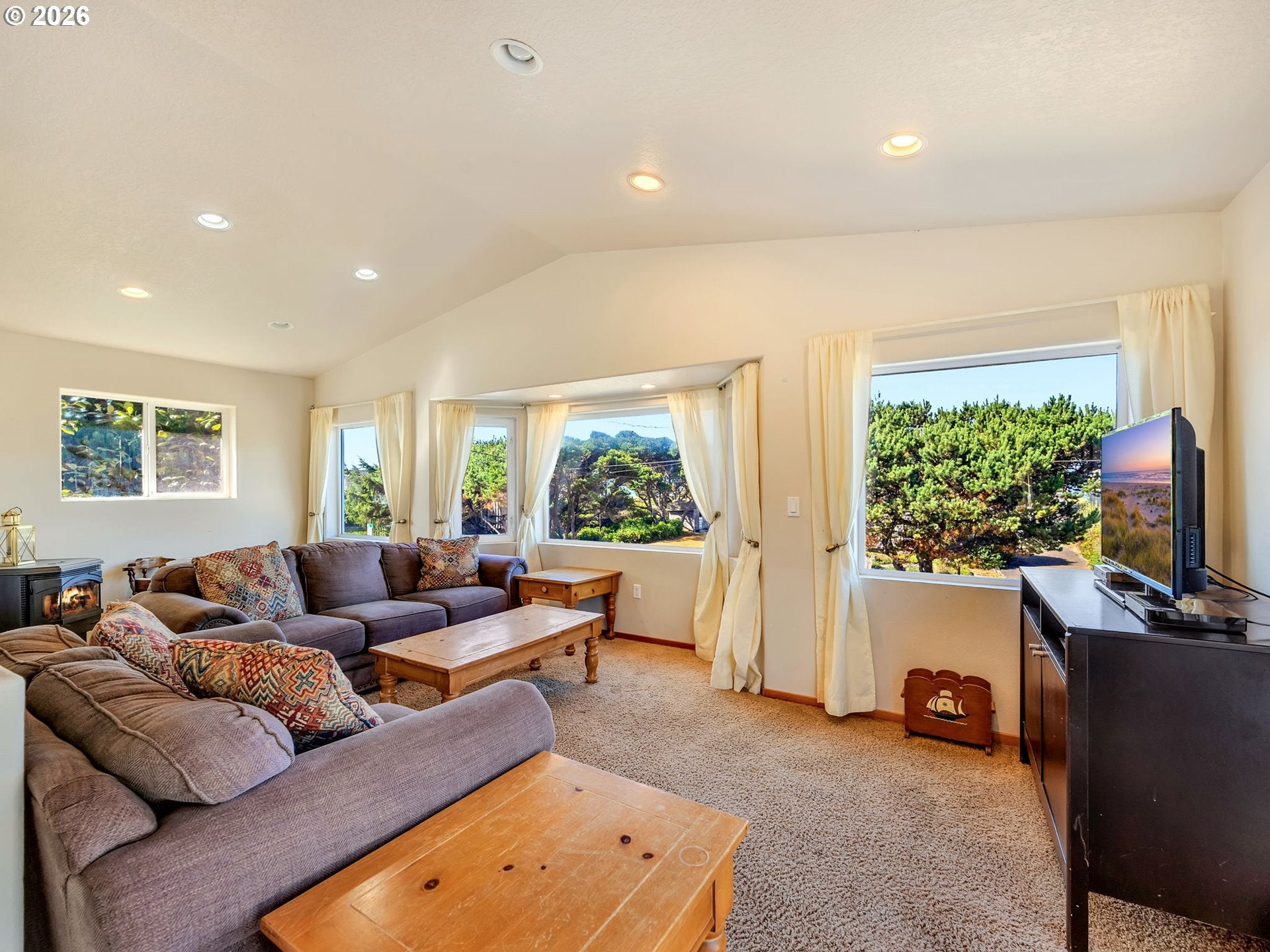 26035 Beach DR