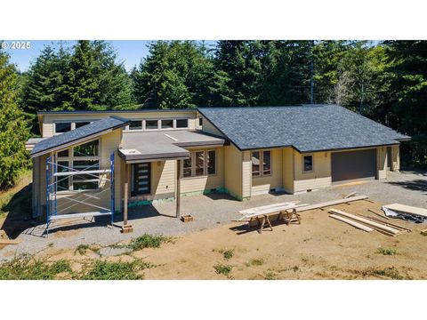 62039 DOUBLE EAGLE RD Coos Bay OR 97420