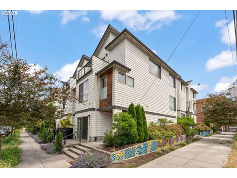 961 N SKIDMORE ST Portland OR 97217