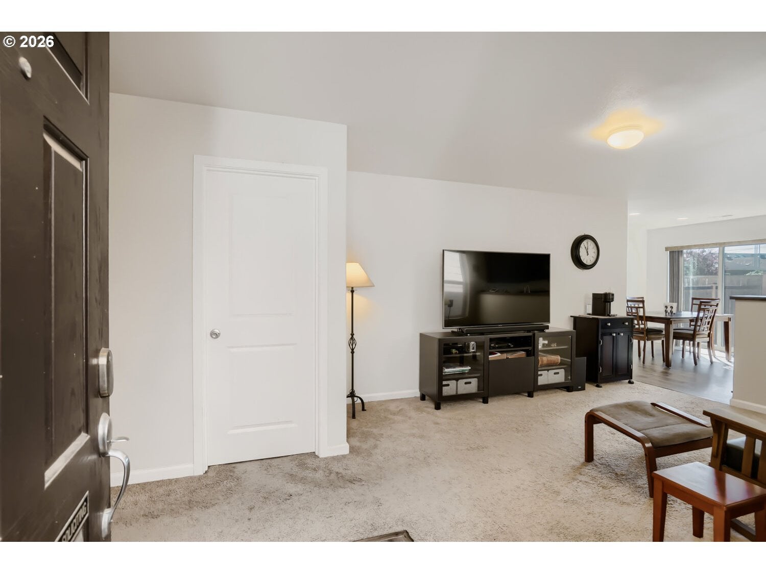 876 S VIEW DR