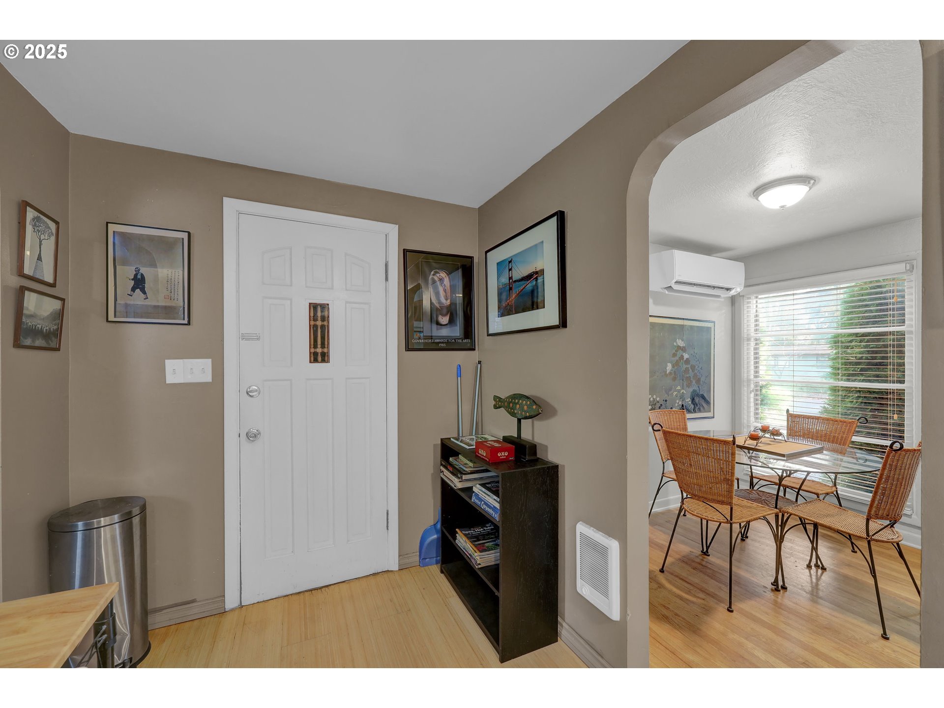 Eugene, Oregon 97405, United States, 3 Bedrooms Bedrooms, ,1 BathroomBathrooms,Residential,Active,240968