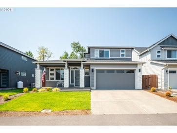 2012 FAIRWAY DR Kelso WA 98626