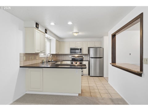 Tiny photo for 515 Pine Ct, Creswell, OR 97426 (MLS # 762526058)