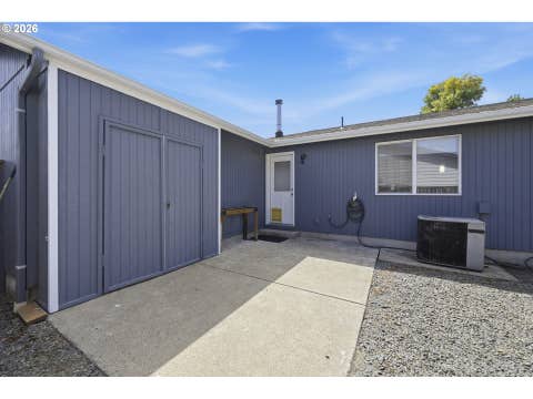 Tiny photo for 515 Pine Ct, Creswell, OR 97426 (MLS # 762526058)