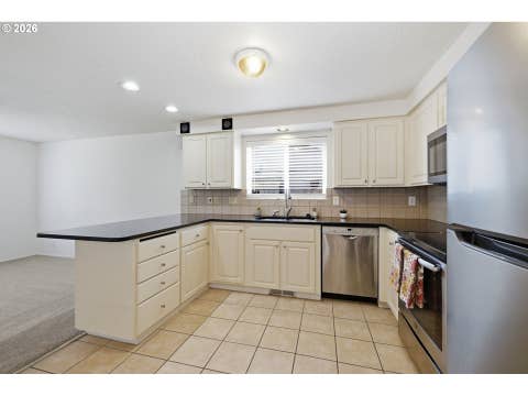 Tiny photo for 515 Pine Ct, Creswell, OR 97426 (MLS # 762526058)