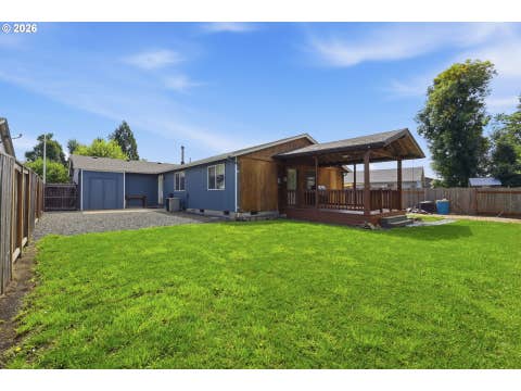 Tiny photo for 515 Pine Ct, Creswell, OR 97426 (MLS # 762526058)