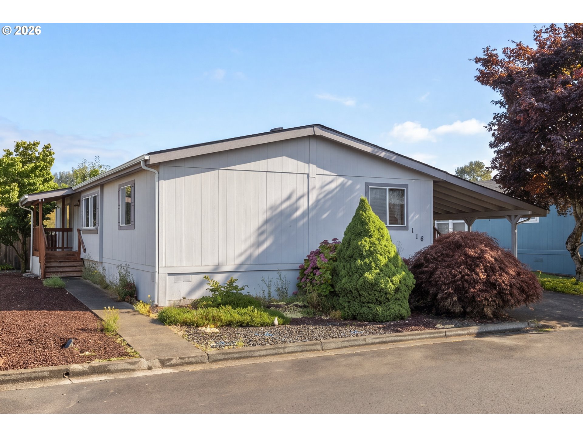 116 BLUE HERON DR