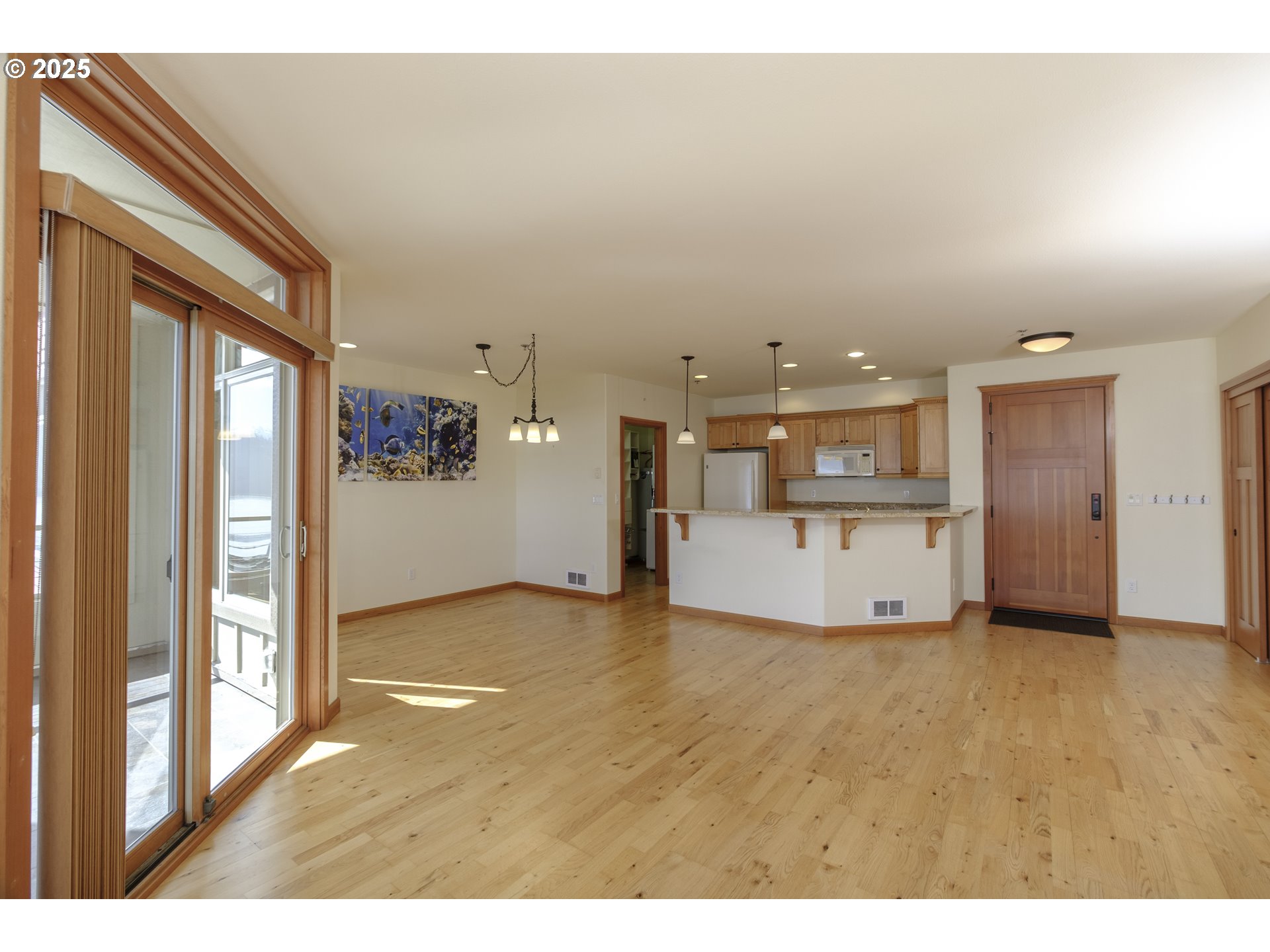 75 HARBOR ST 304