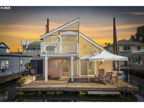 18989 NE Marine DR 26 Portland OR 97230