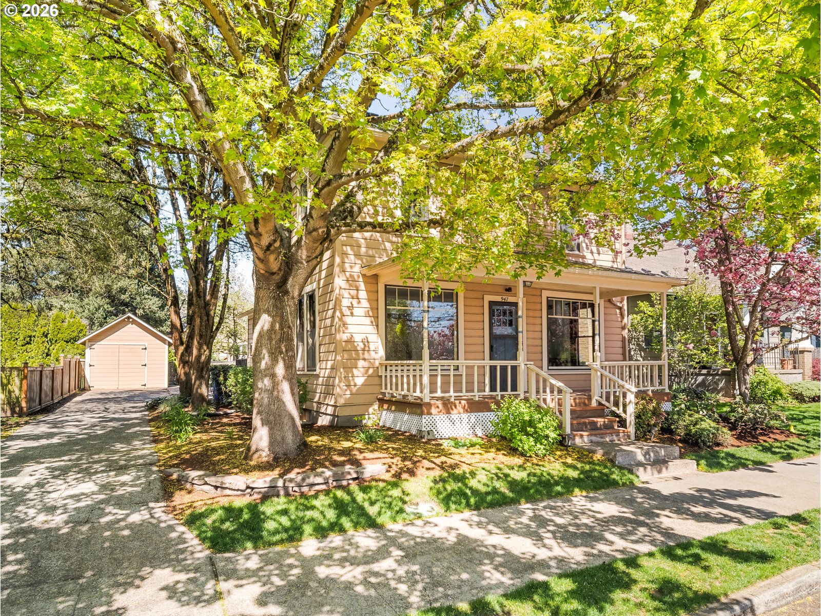 947 SE SPOKANE ST SE