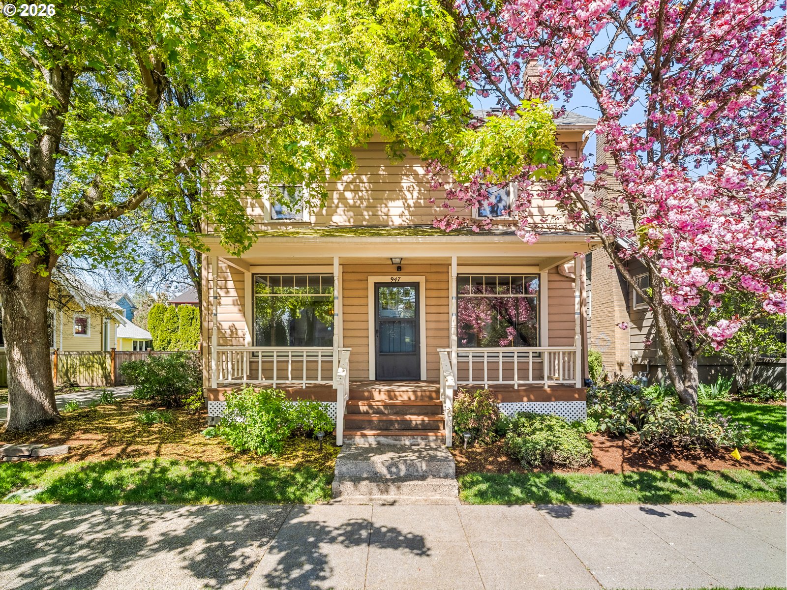 947 SE SPOKANE ST SE