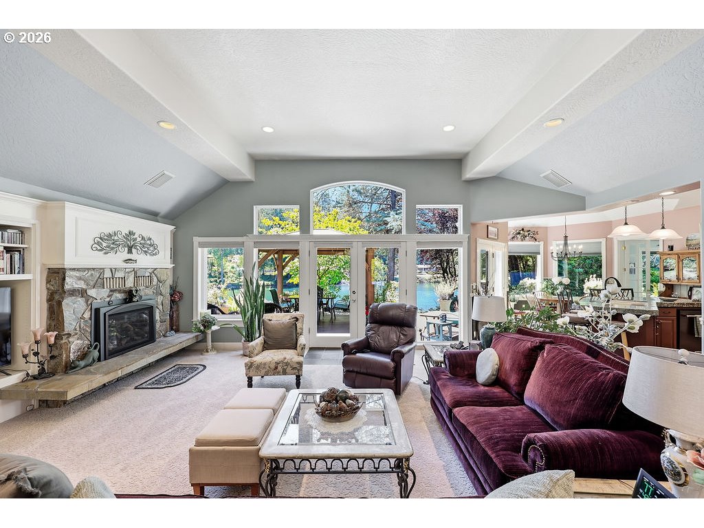 42000 HOLDEN CREEK LN