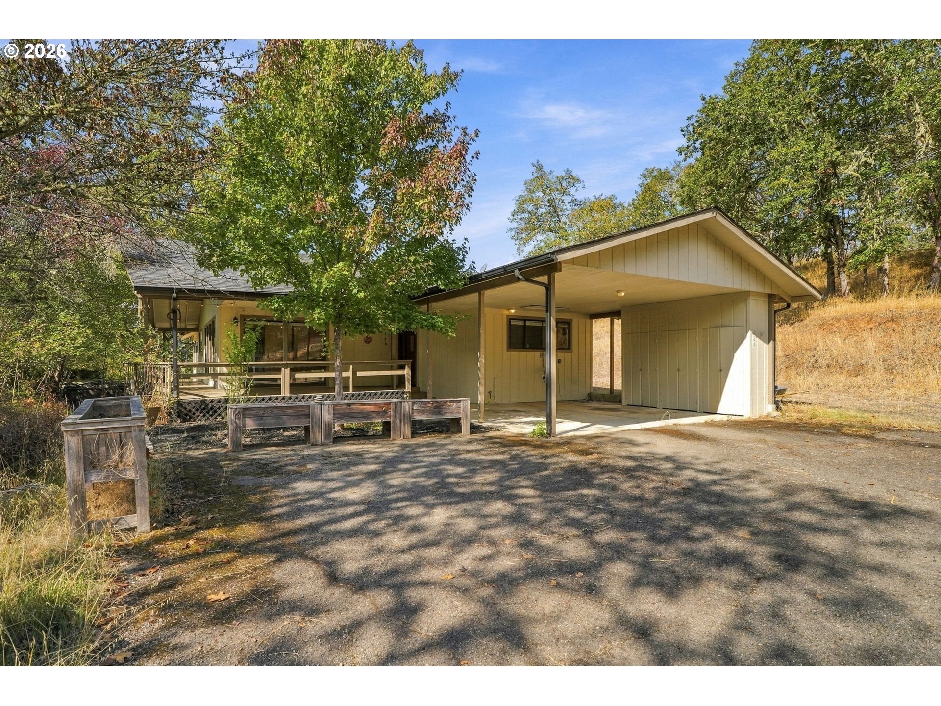 120 FOX LN