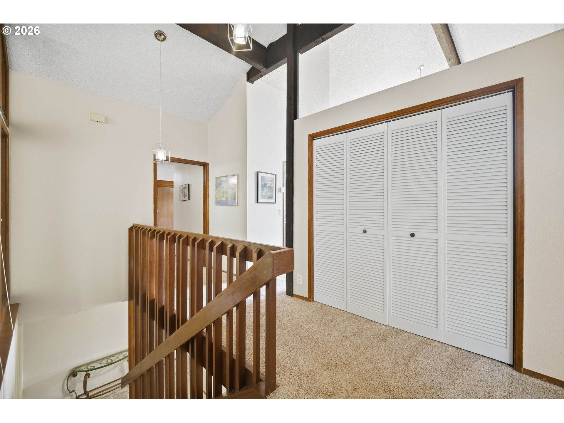 551 BROOKSIDE DR