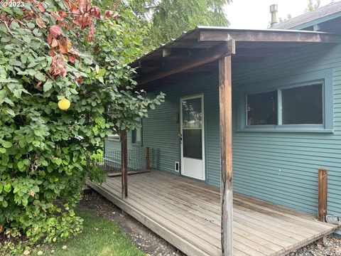 A home in Hermiston