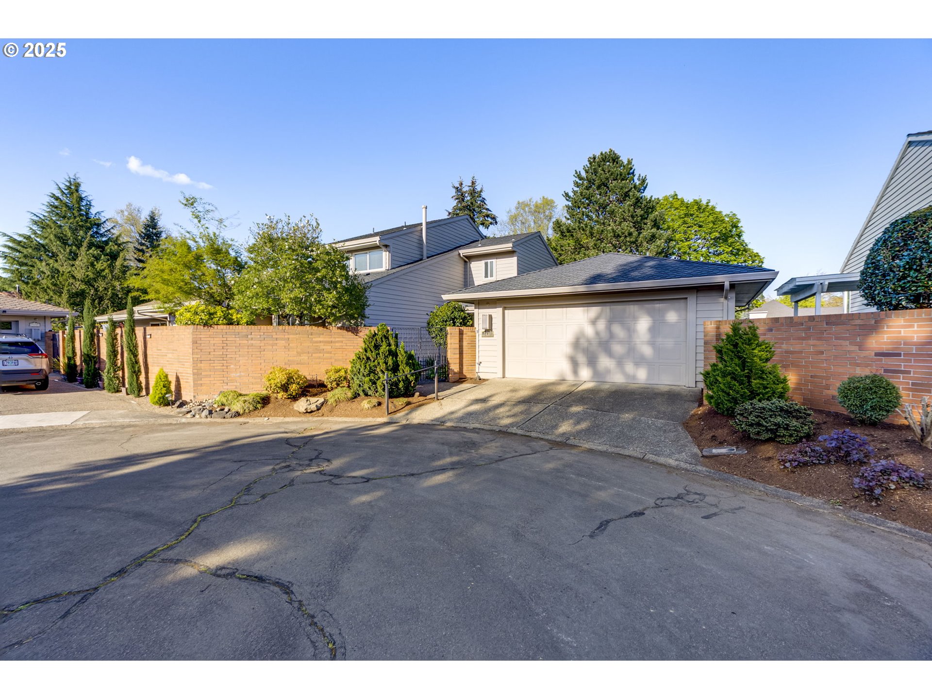 7430 SW GREENS VIEW CT