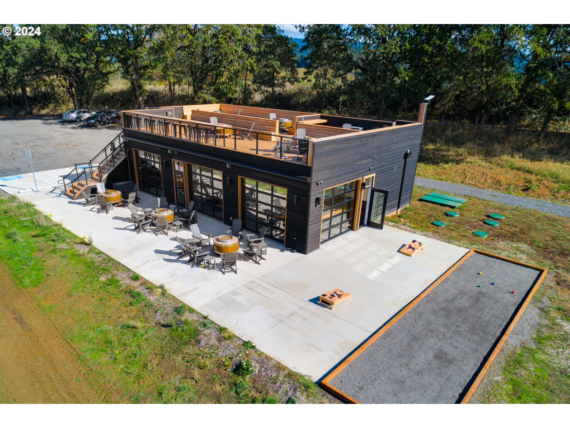 8085 NE OAK SPRINGS FARM RD