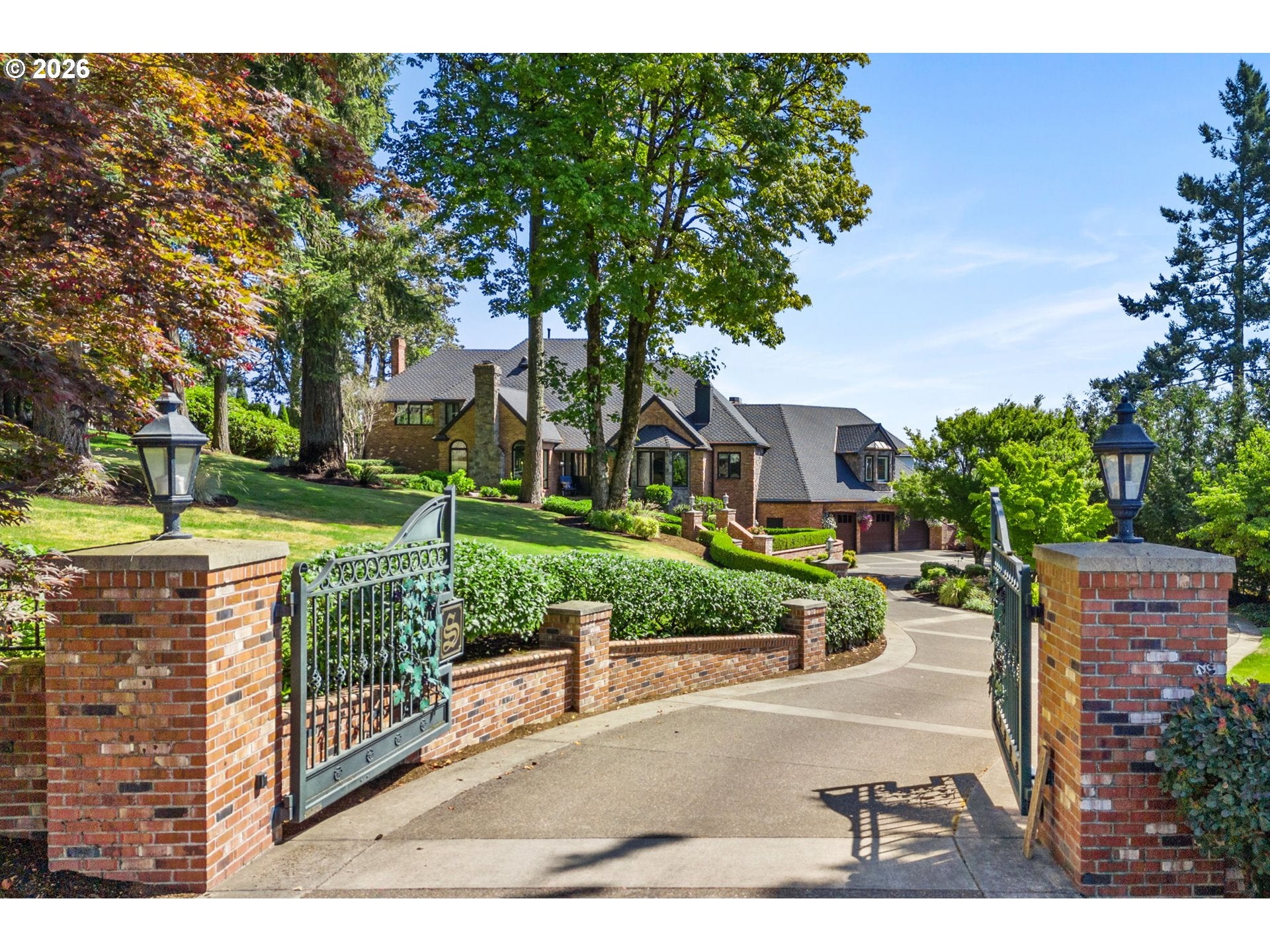 3131 COEUR D ALENE DR