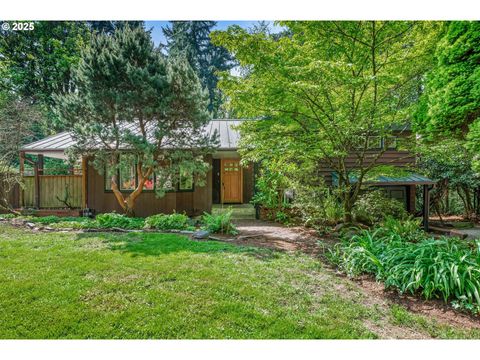 4025 SW 6TH AVENUE DR Portland OR 97239