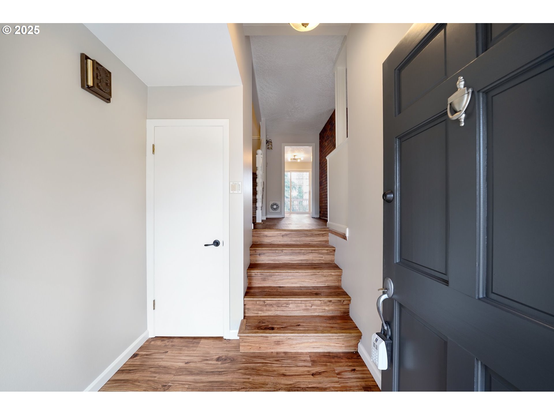 12500 NE 16TH AVE