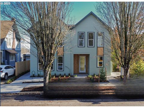5332 SE Milwaukie AVE 3 Portland OR 97202