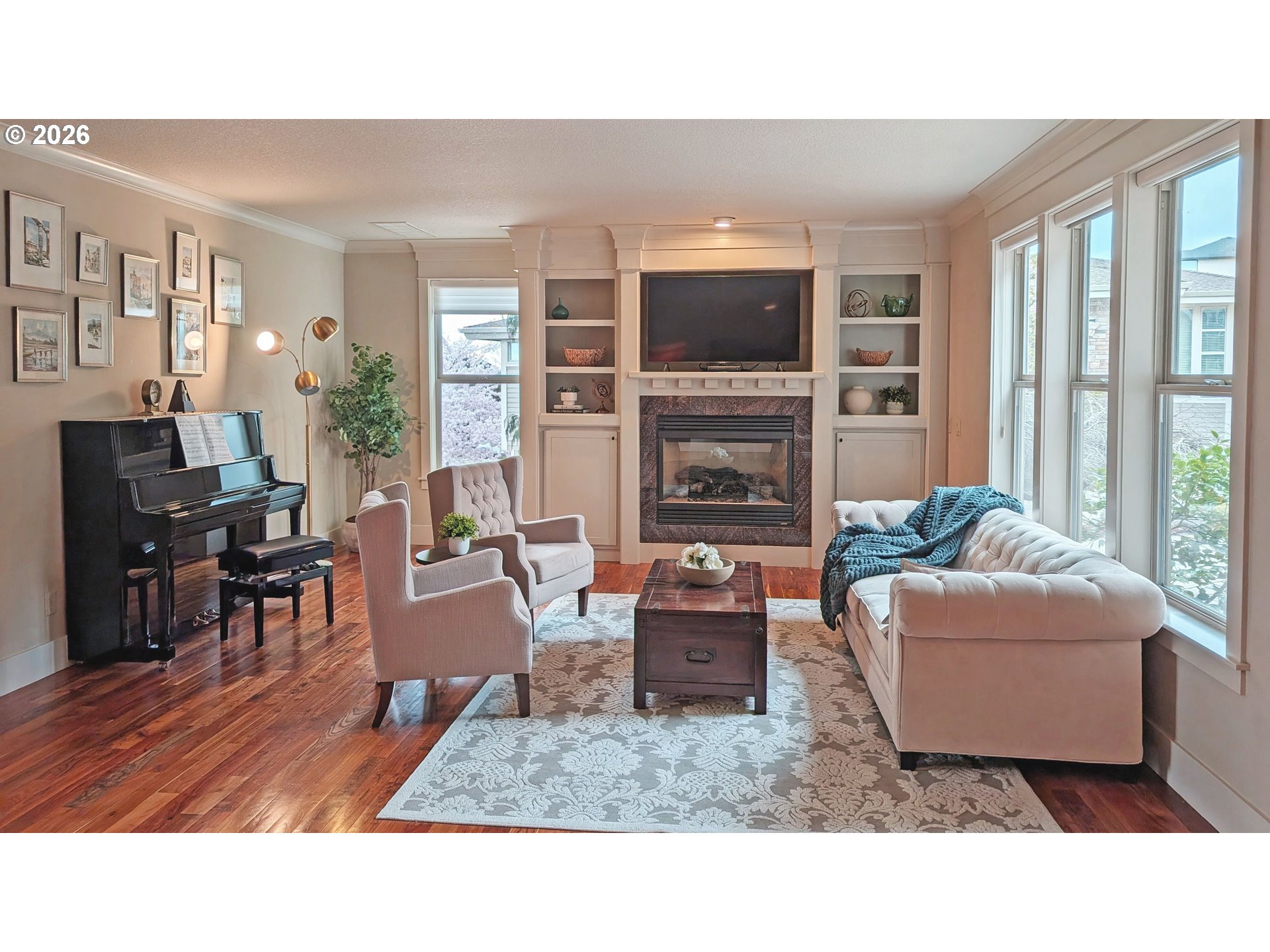 1046 NW DEERFERN LOOP