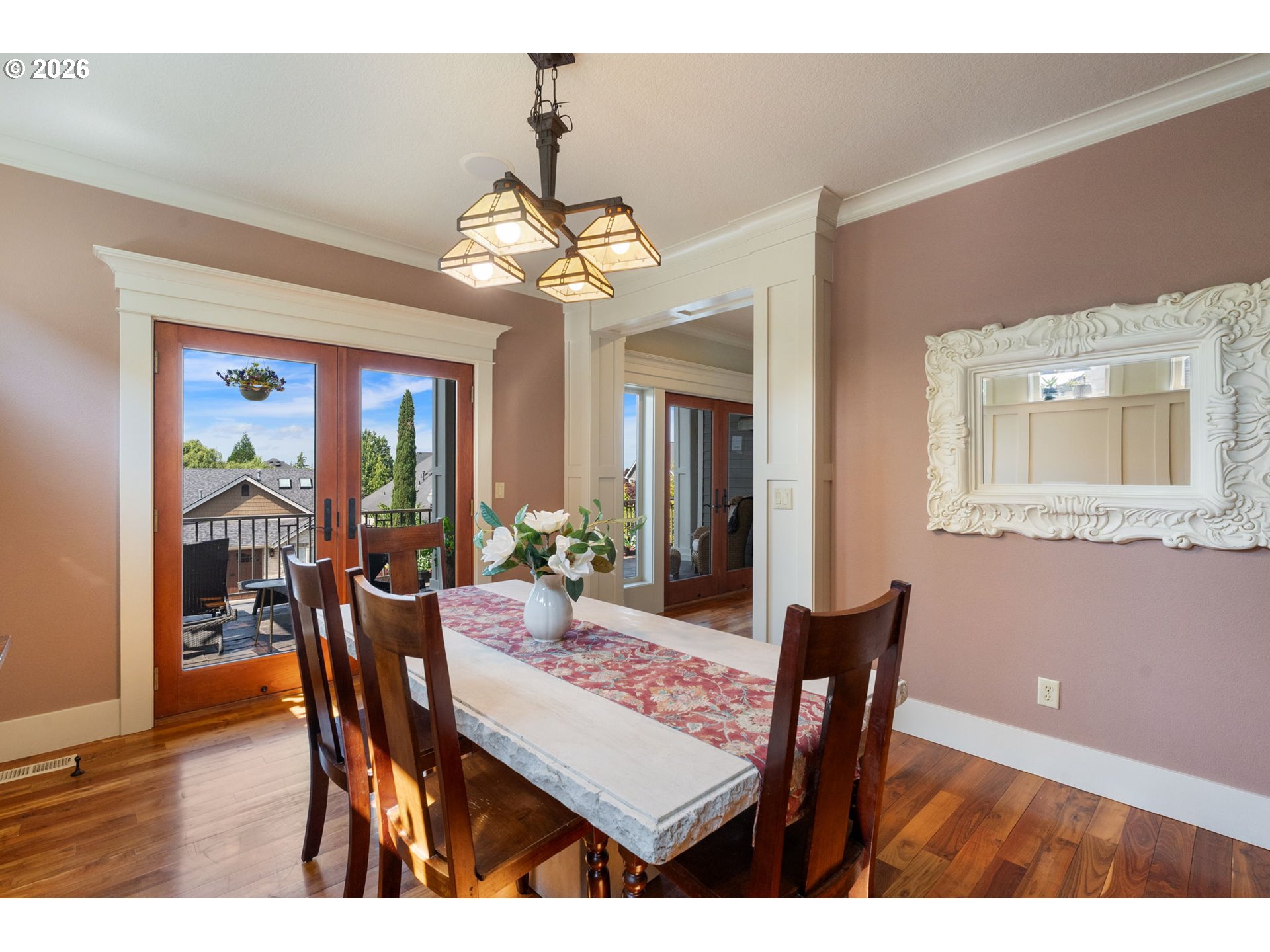 1046 NW DEERFERN LOOP