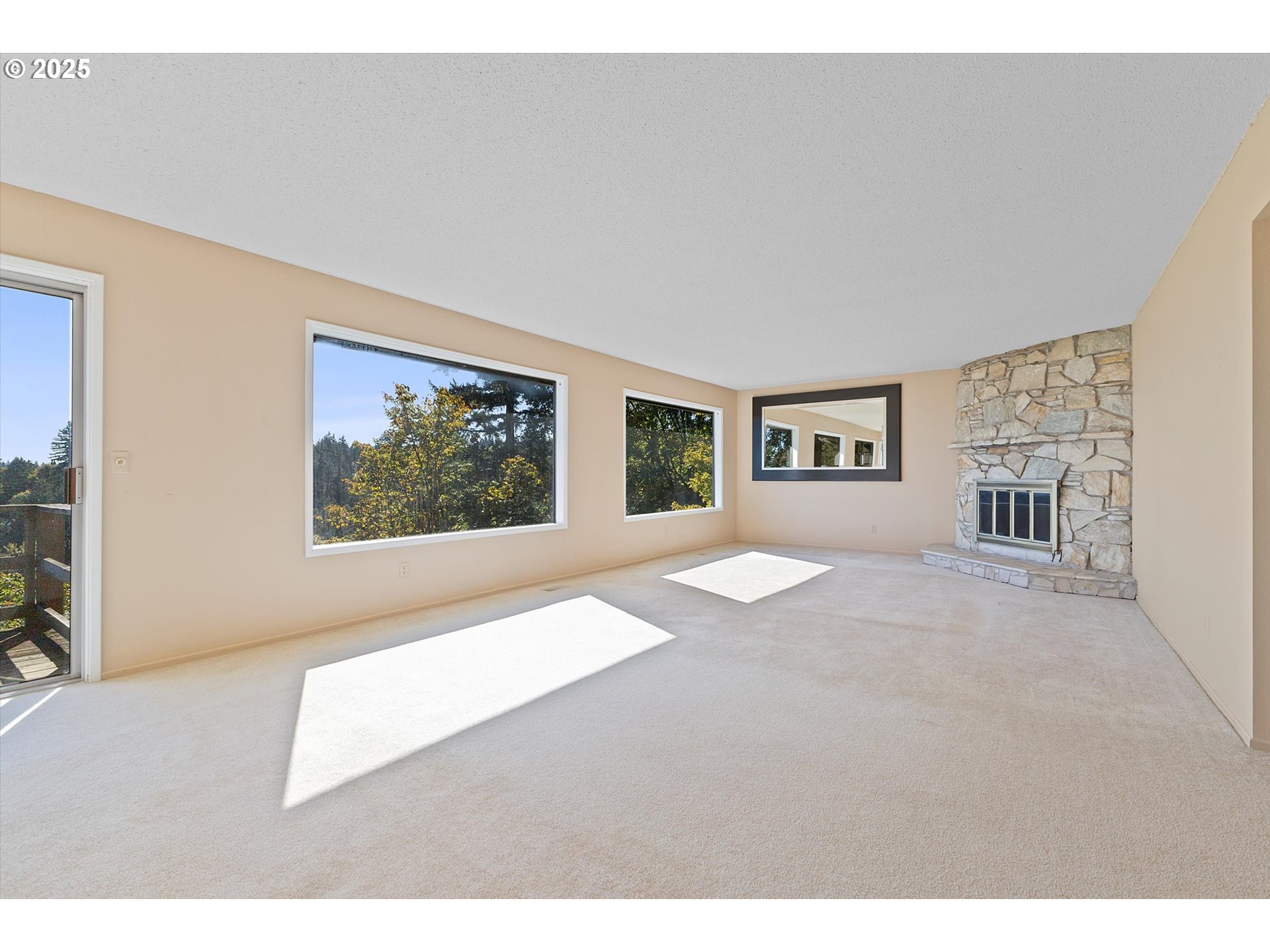 3124 NW VALLE VISTA TER