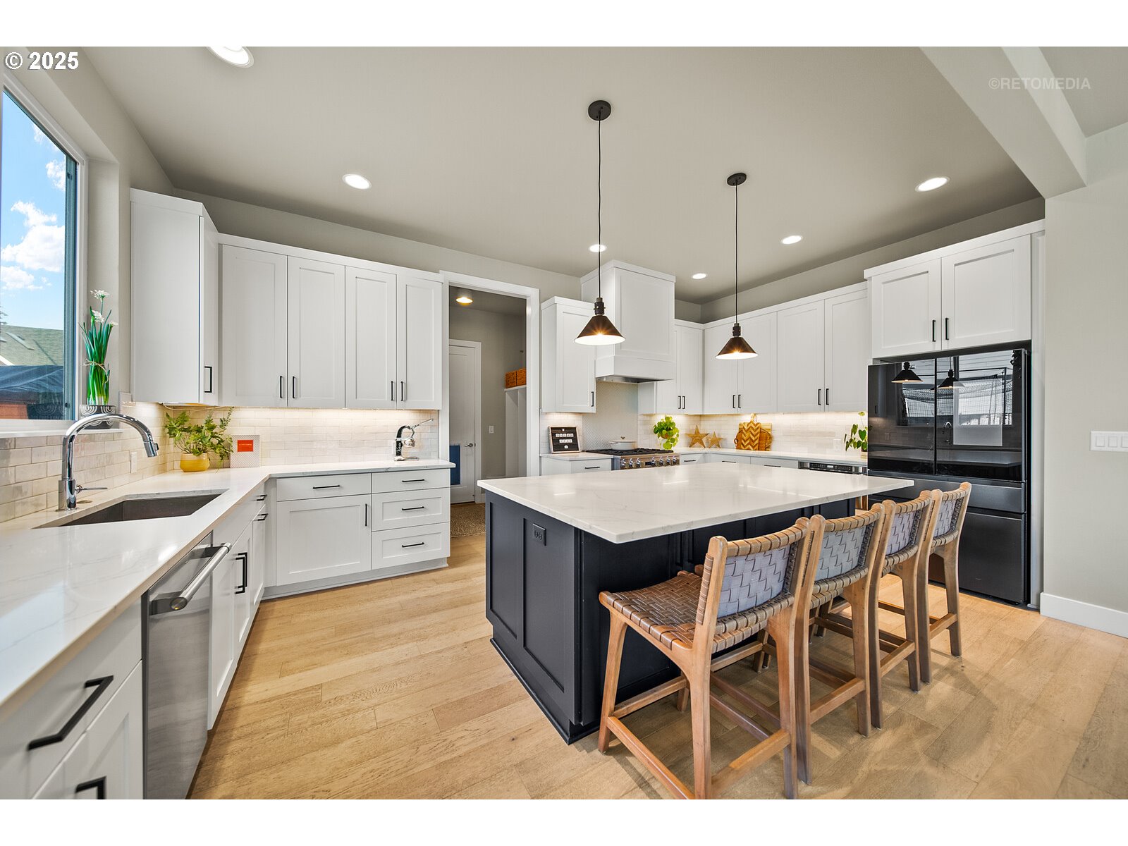 23245 SW BYERS LAKE TER