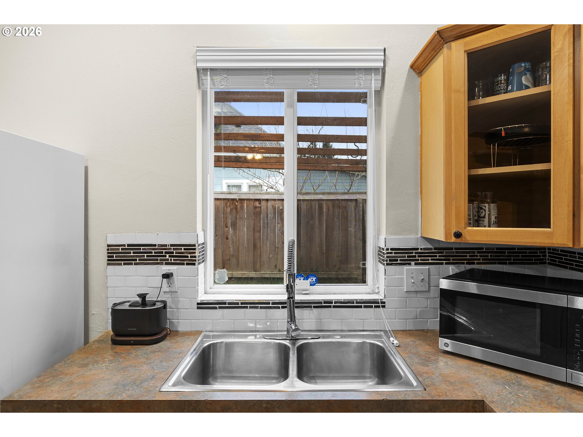 8528 SE WOODSTOCK BLVD