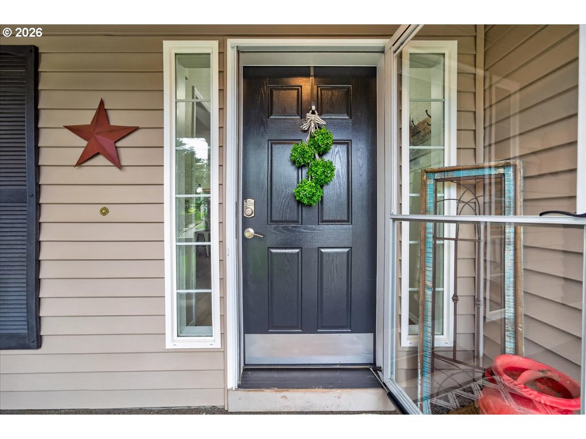 12566 NW MAPLECREST WAY