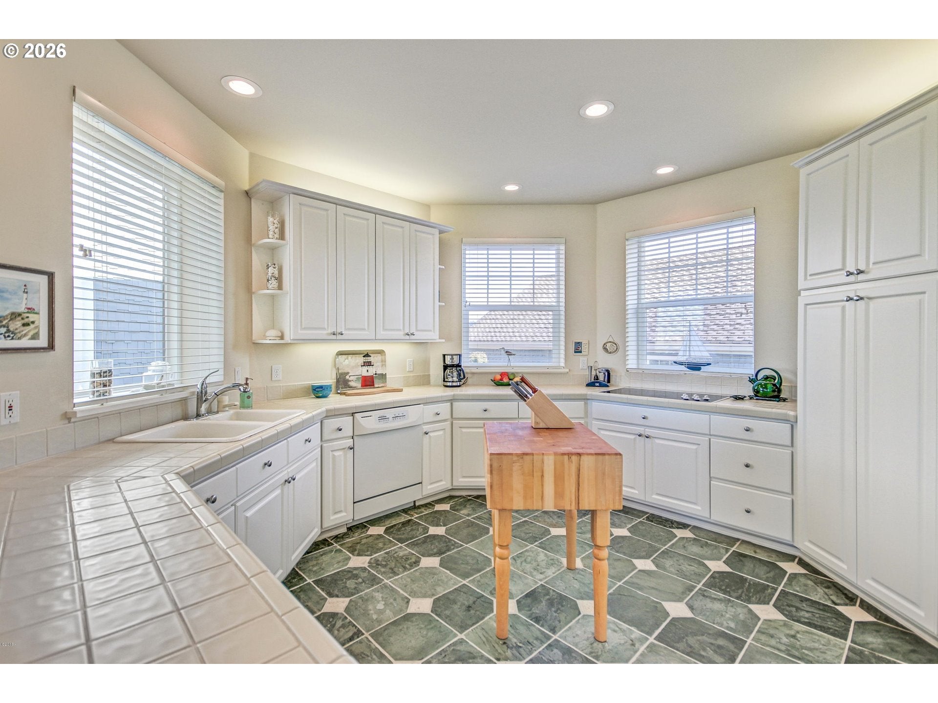 5948 SW CUPOLA DR
