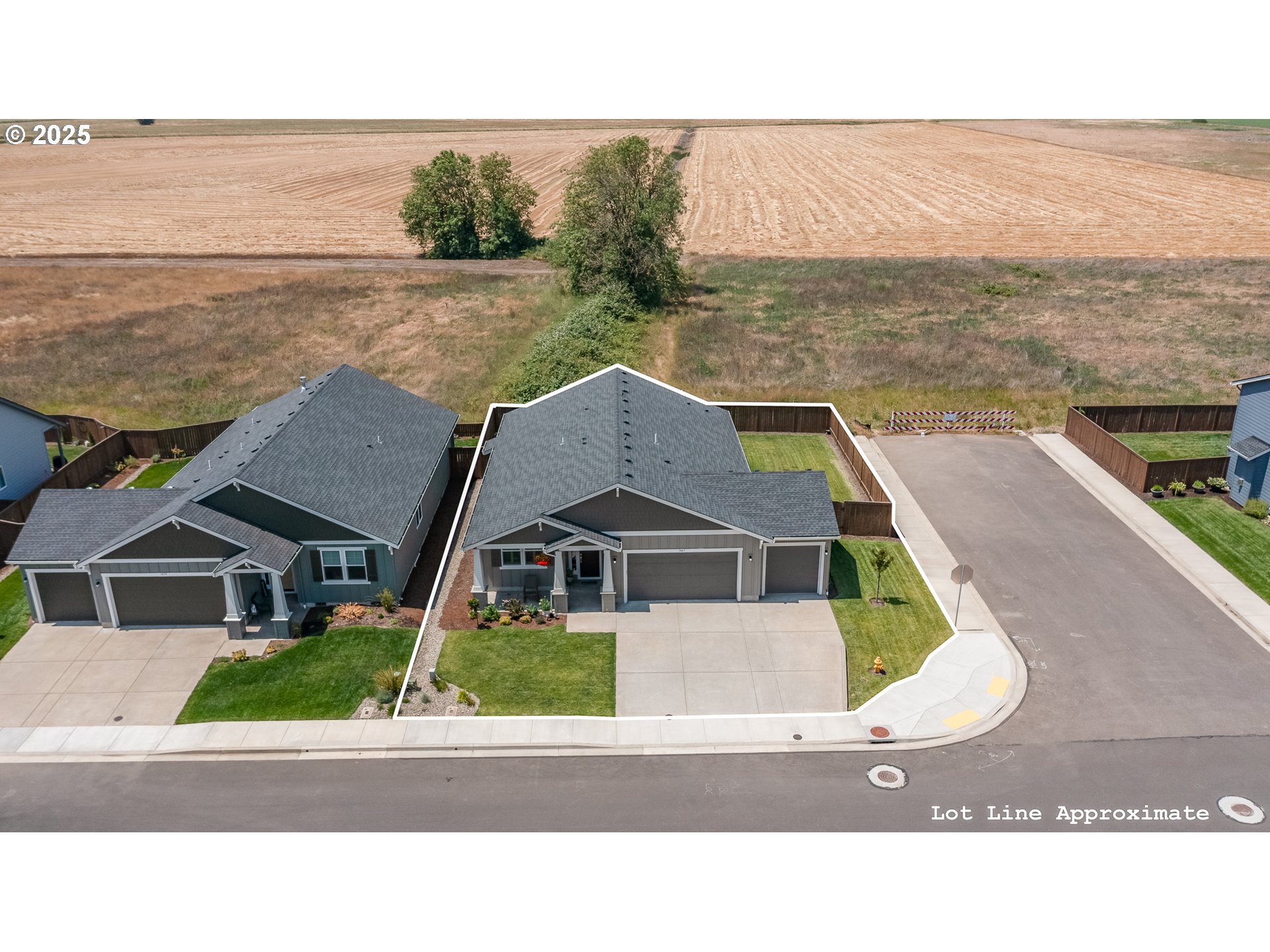1447 GLADIOLA DR