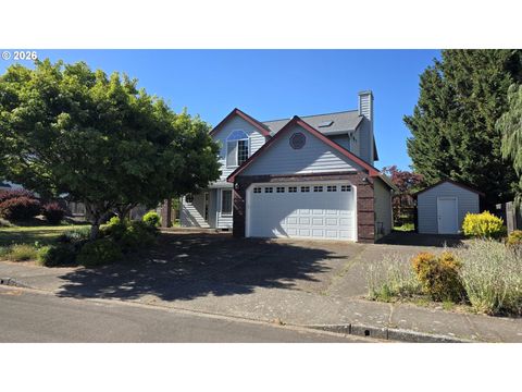 Photo of 2419 NW Anthony Ct, McMinnville, OR 97128 (MLS # 635046926)