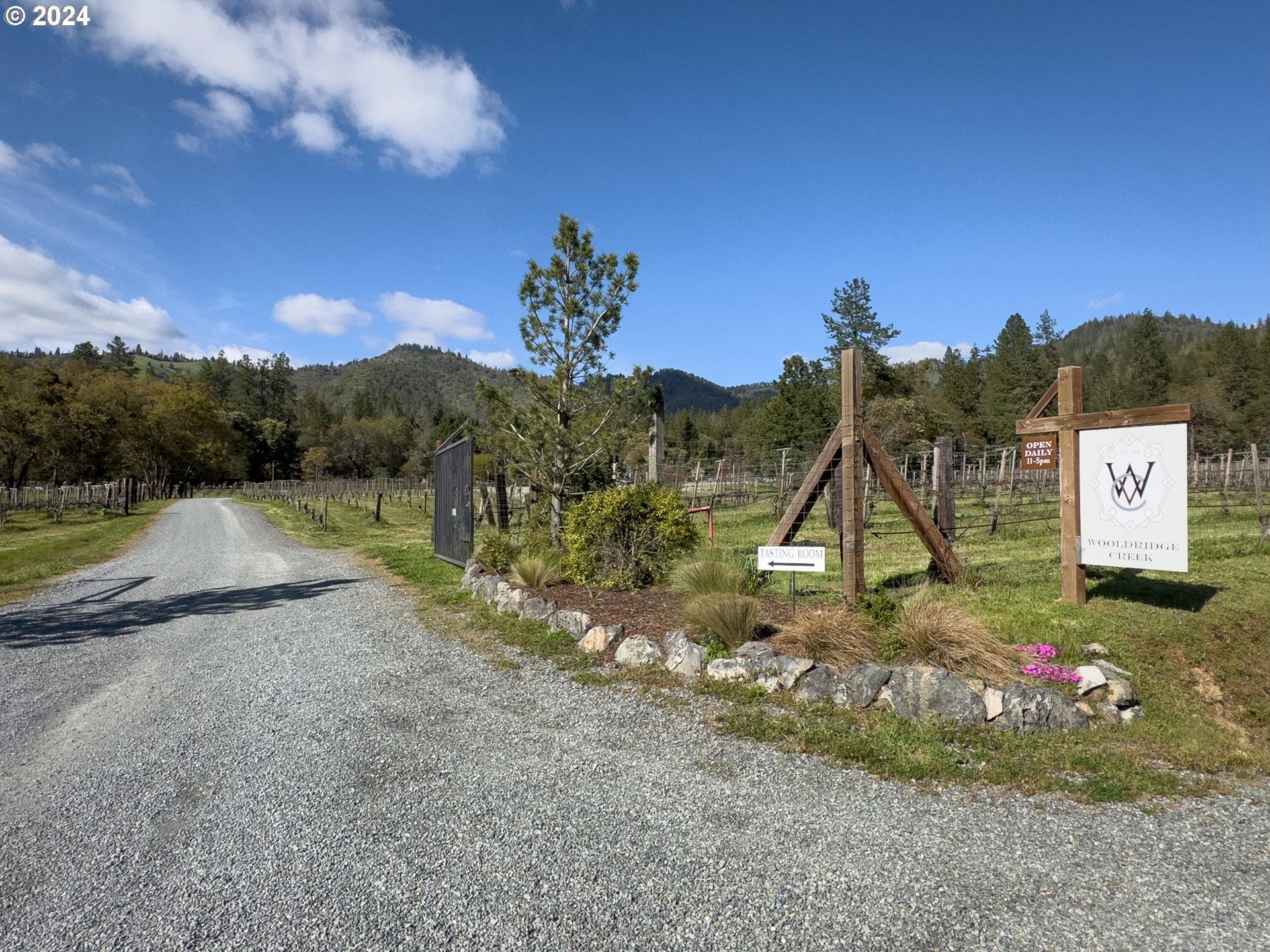 818 SLAGLE CREEK RD