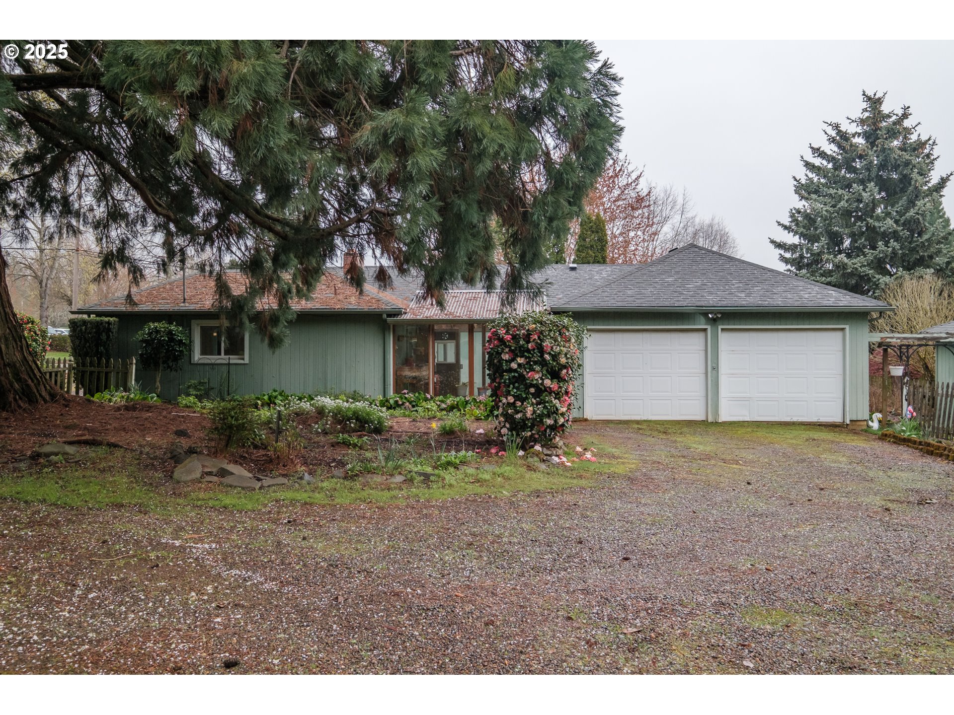 Salem, Oregon 97306, United States, 3 Bedrooms Bedrooms, ,2 BathroomsBathrooms,Residential,Pending,107144