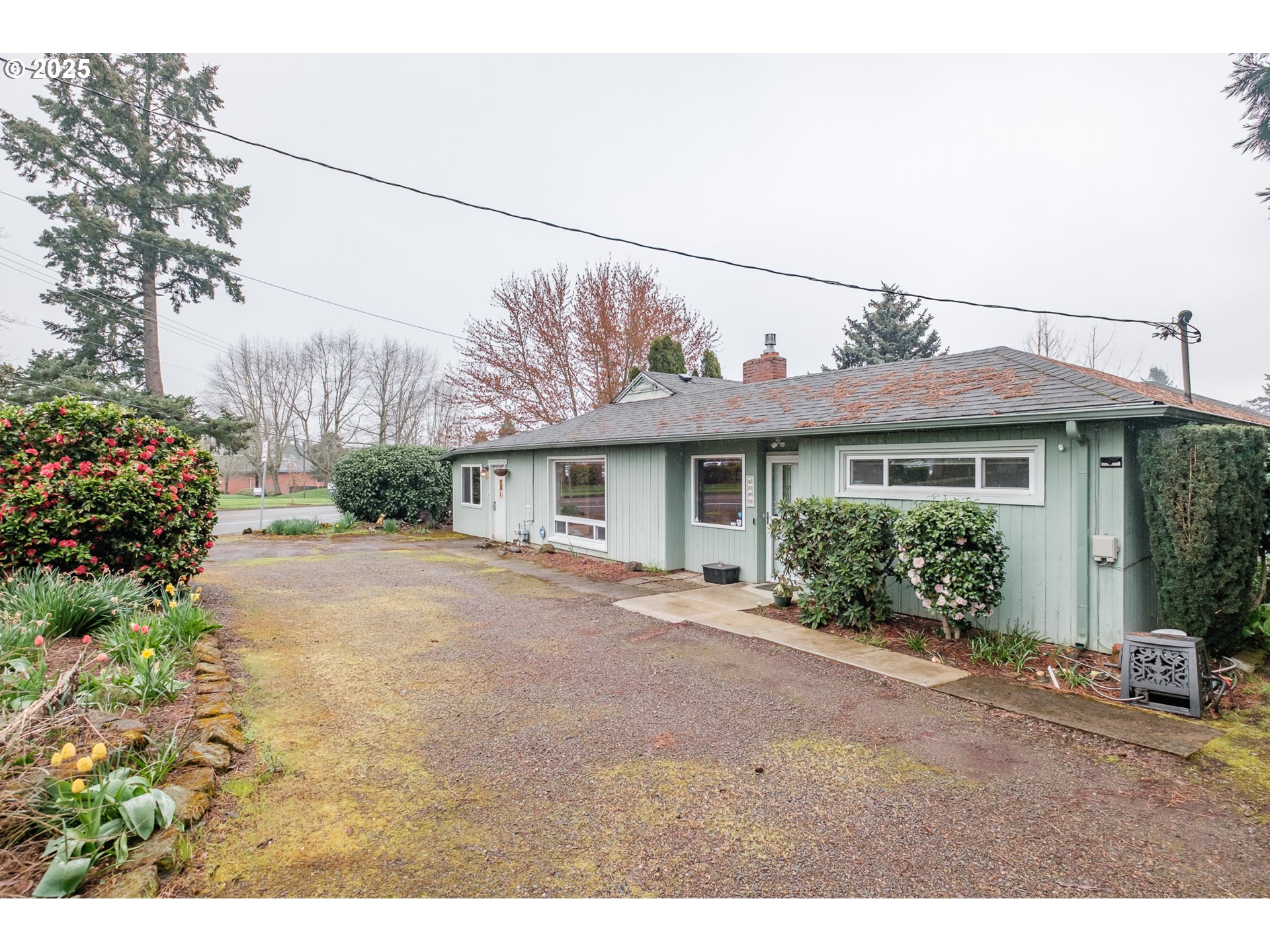 Salem, Oregon 97306, United States, 3 Bedrooms Bedrooms, ,2 BathroomsBathrooms,Residential,Pending,107144