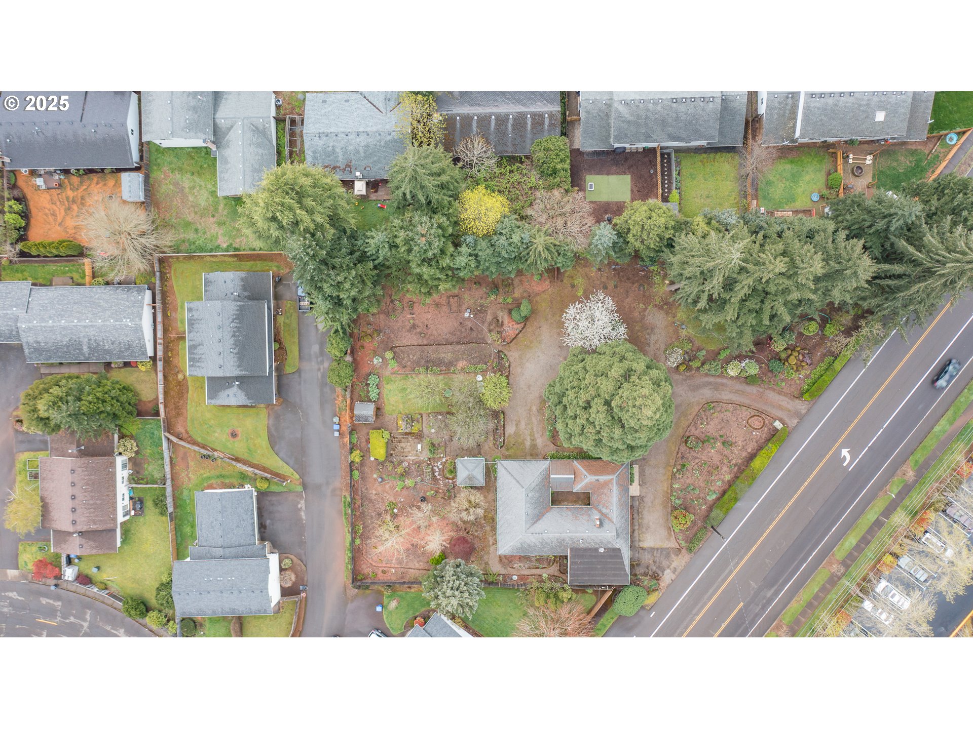 Salem, Oregon 97306, United States, 3 Bedrooms Bedrooms, ,2 BathroomsBathrooms,Residential,Pending,107144