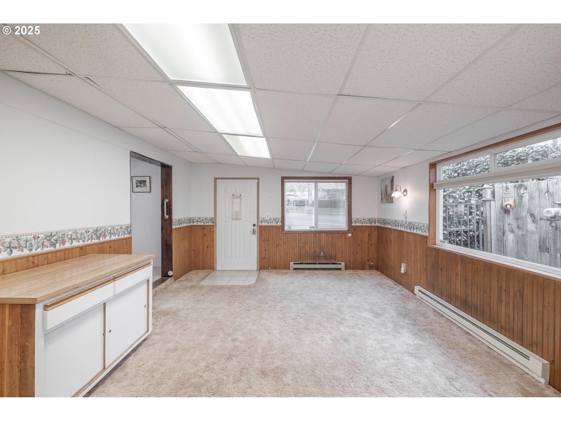 Salem, Oregon 97306, United States, 3 Bedrooms Bedrooms, ,2 BathroomsBathrooms,Residential,Pending,107144