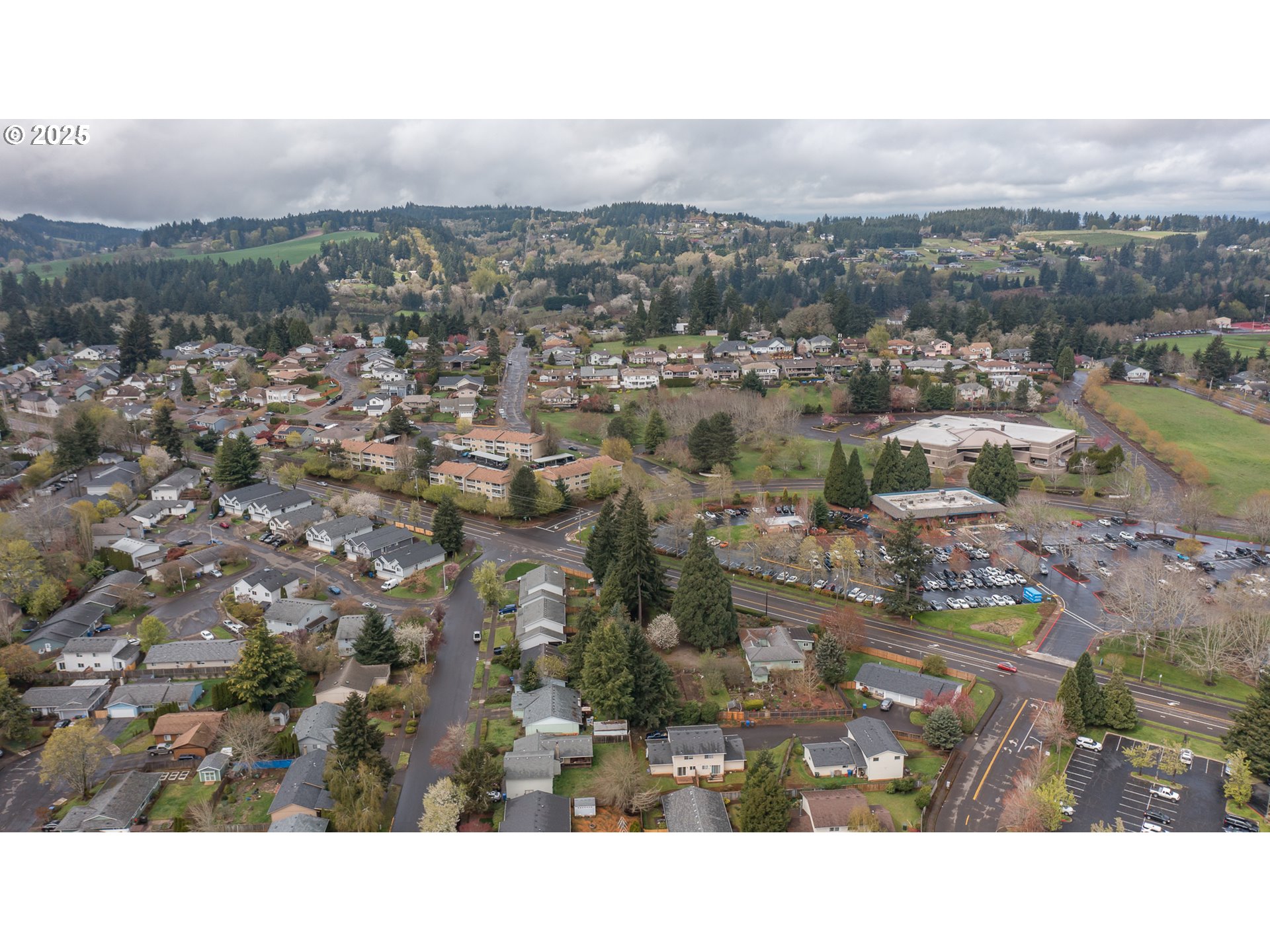 Salem, Oregon 97306, United States, 3 Bedrooms Bedrooms, ,2 BathroomsBathrooms,Residential,Pending,107144