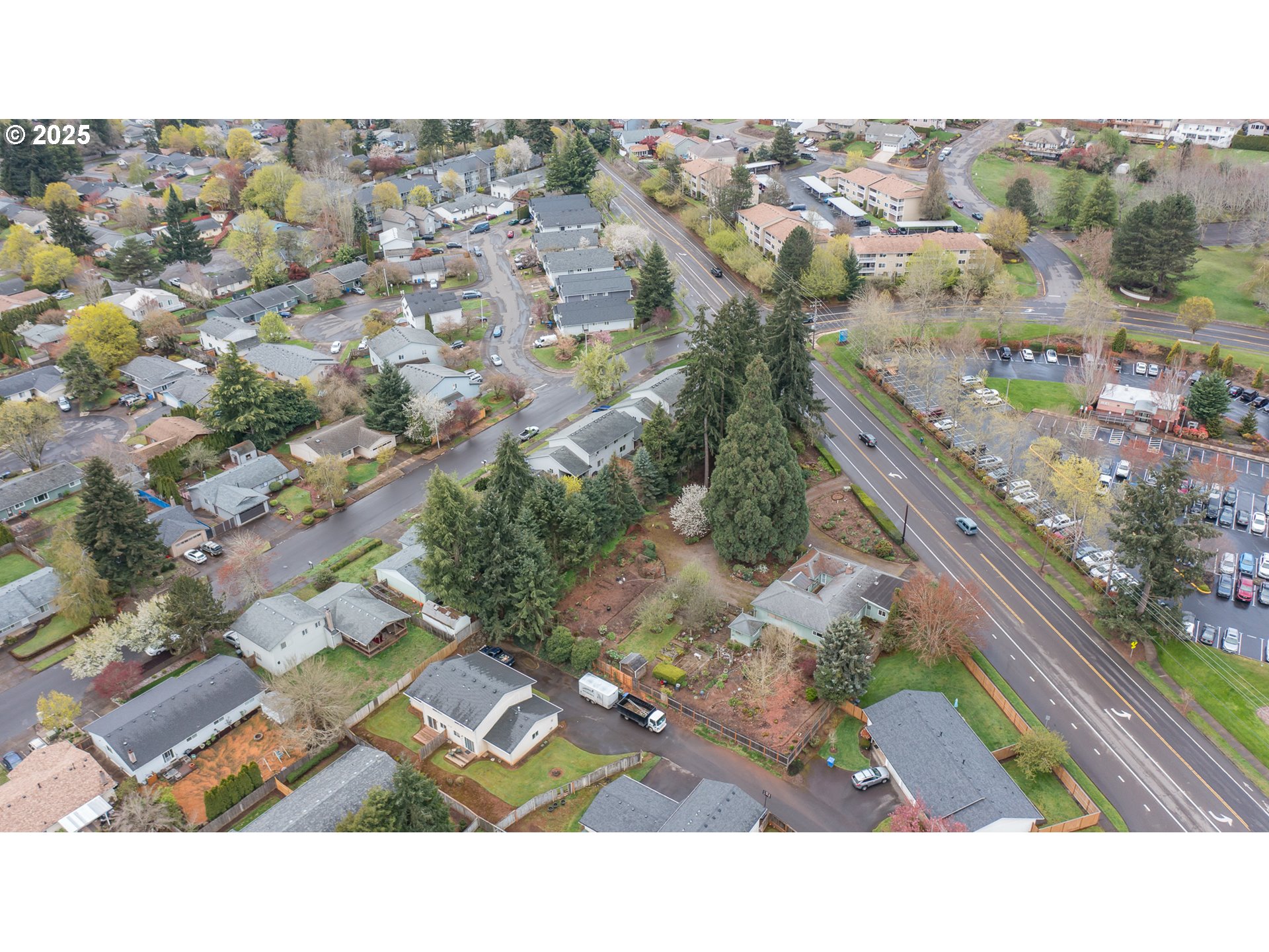 Salem, Oregon 97306, United States, 3 Bedrooms Bedrooms, ,2 BathroomsBathrooms,Residential,Pending,107144