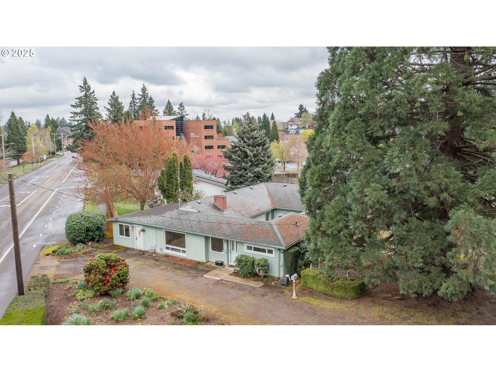 Salem, Oregon 97306, United States, 3 Bedrooms Bedrooms, ,2 BathroomsBathrooms,Residential,Pending,107144