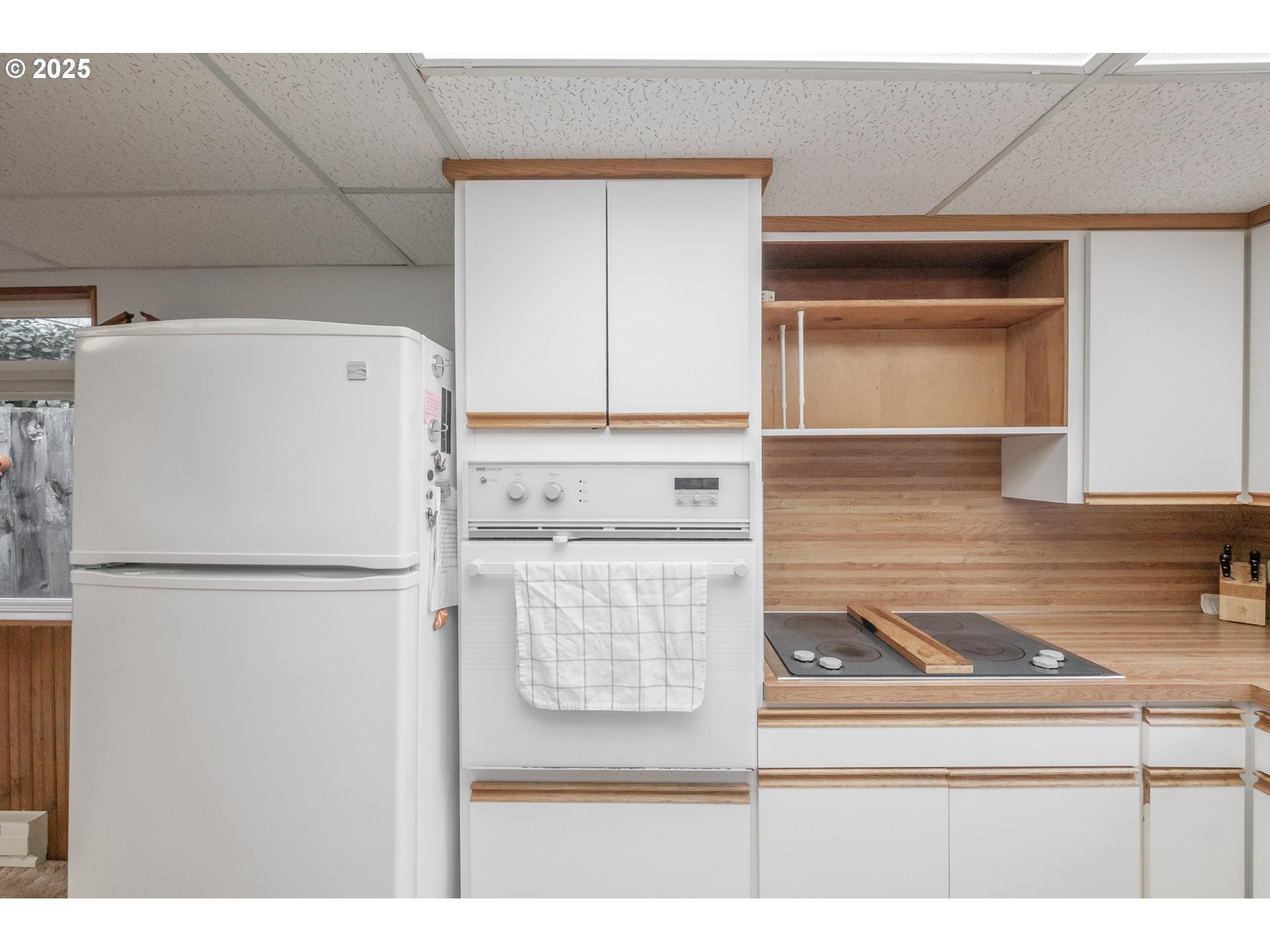 Salem, Oregon 97306, United States, 3 Bedrooms Bedrooms, ,2 BathroomsBathrooms,Residential,Pending,107144