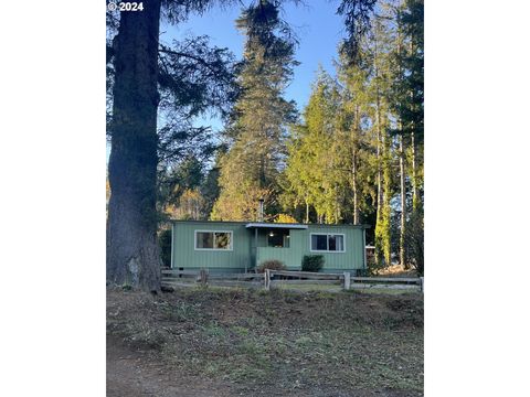 A home in Coos Bay