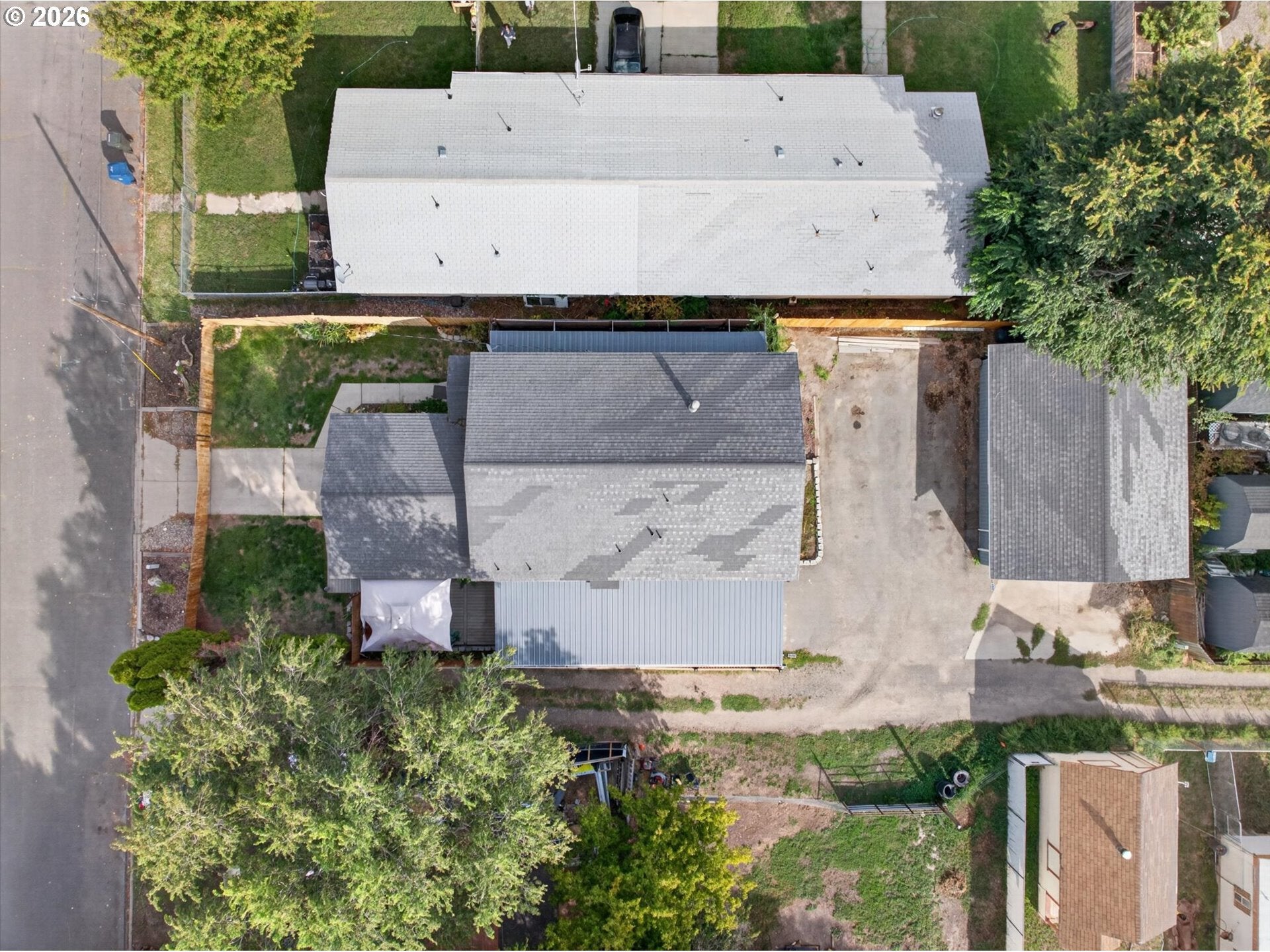 745 COURT AVE