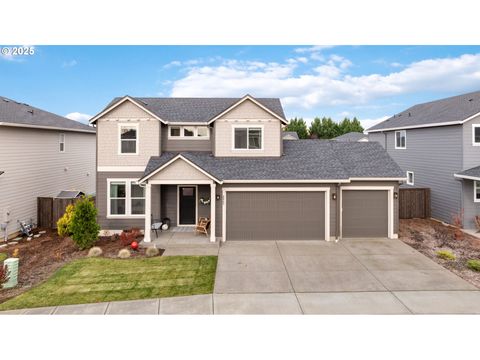 Photo of 8842 N 3rd Cir, Ridgefield, WA 98642 (MLS # 150194593)