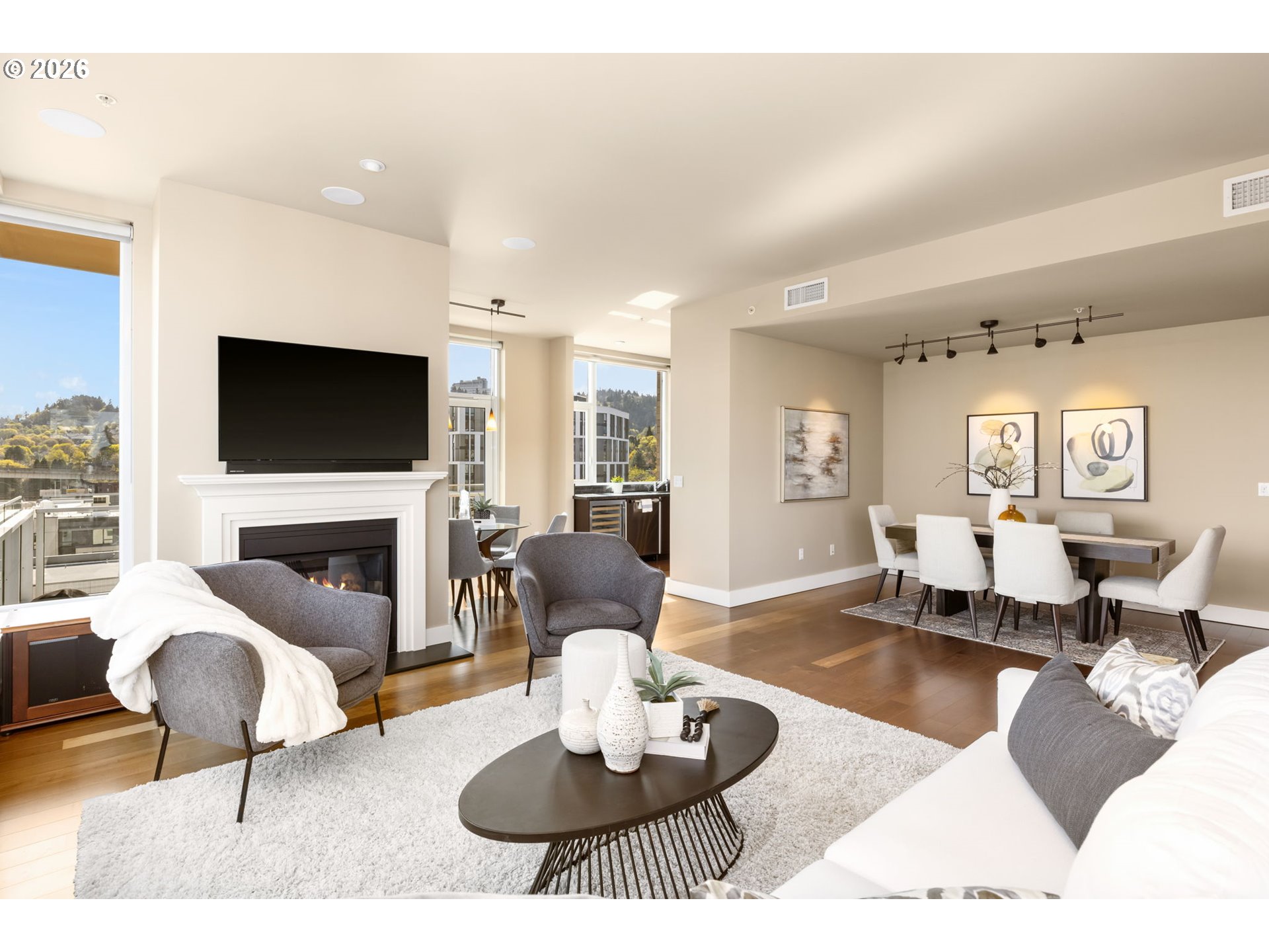 1930 S RIVER DR 1003